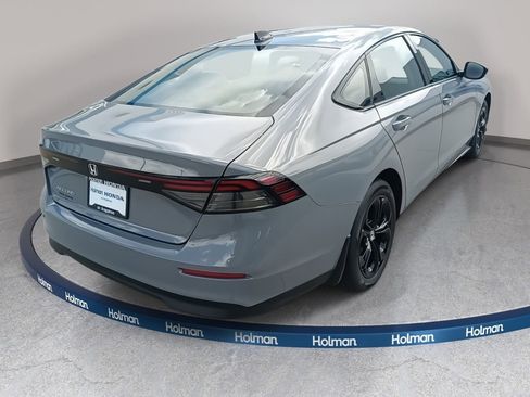 New 2025 Honda Accord SE image 2