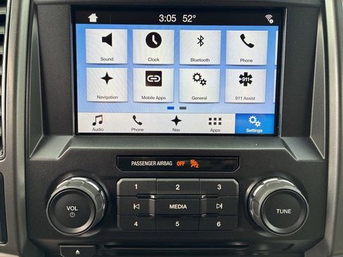 Used 2018 Ford F150 XLT w/ Equipment Group 302A Luxury image 16