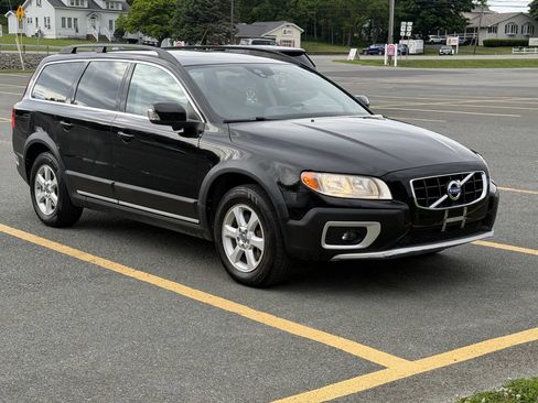 Used 2013 Volvo XC70 3.2 AWD/4WD image 1