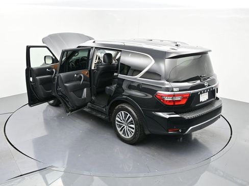 Used 2024 Nissan Armada SL w/ Captain's Chairs Package RWD image 24