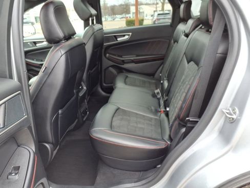 Used 2024 Ford Edge ST-Line AWD/4WD image 11