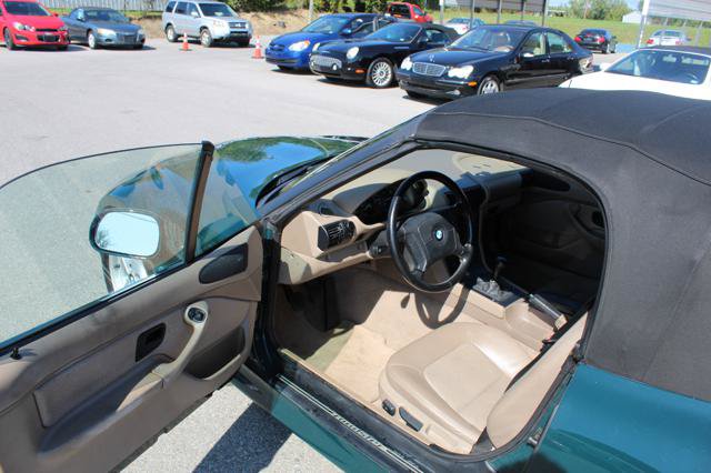 Used 1996 BMW Z3 1.9 RWD image 9