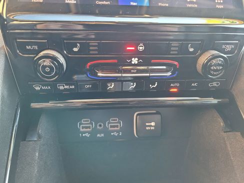 Used 2021 Jeep Grand Cherokee L Limited w/ Trailer Tow Group (B) image 31