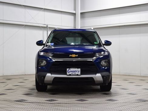 Used 2023 Chevrolet TrailBlazer LT w/ Convenience Package image 2
