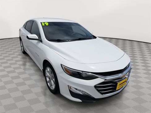 Used 2019 Chevrolet Malibu LT FWD image 5