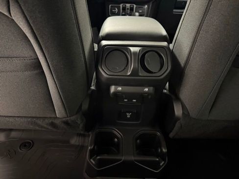 New 2025 Jeep Gladiator Willys image 14