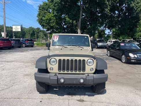 Used 2017 Jeep Wrangler Unlimited Sport w/ Quick Order Package 24S AWD/4WD image 2