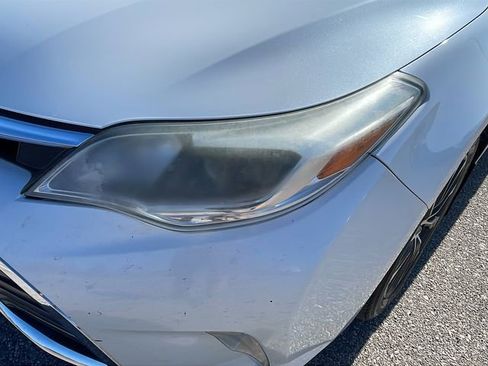 Used 2017 Toyota Avalon XLE Premium image 9