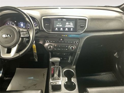 Used 2021 Kia Sportage S image 10