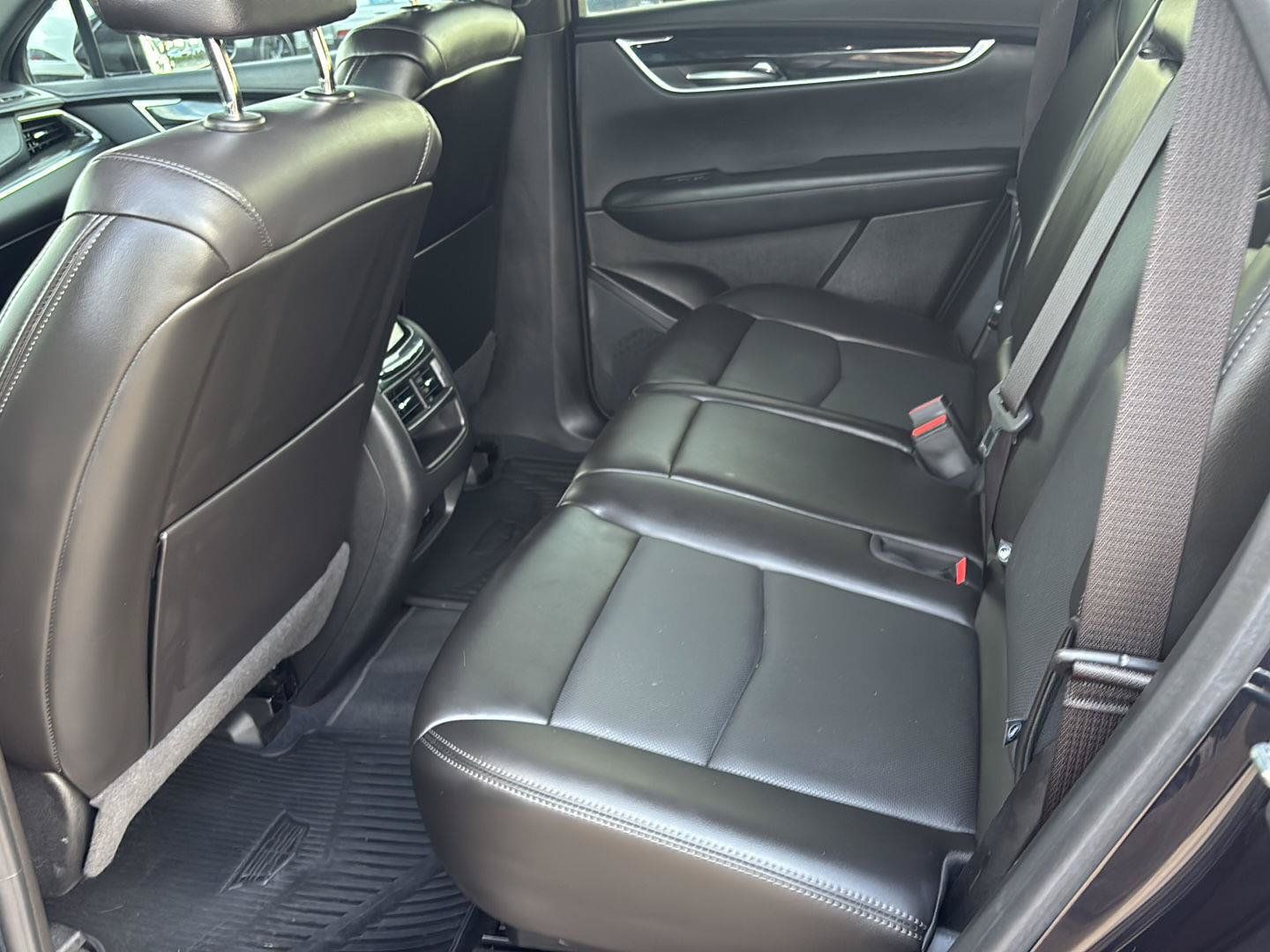 Used 2022 Cadillac XT5 Premium Luxury FWD image 30