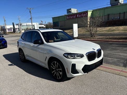 Used 2022 BMW X3 M40i image 3