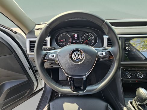 Used 2019 Volkswagen Atlas SE FWD image 22