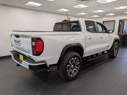 Used 2024 GMC Canyon AT4 w/ AT4 Premium Package image 4