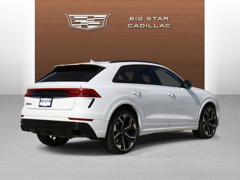 Used 2024 Audi RS Q8 4.0T w/ Black Optic Package image 5
