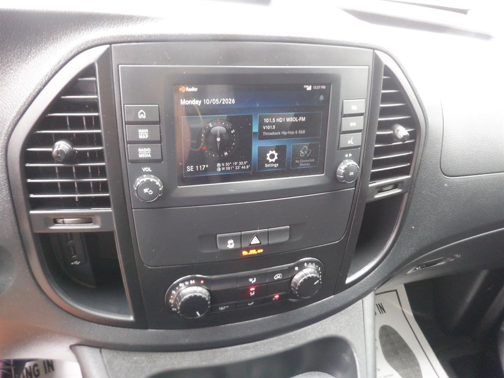 Used 2022 Mercedes-Benz Metris image 12