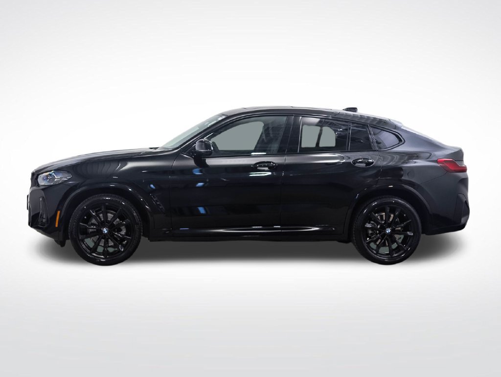 Certified 2024 BMW X4 xDrive30i w/ Premium Package AWD/4WD image 2