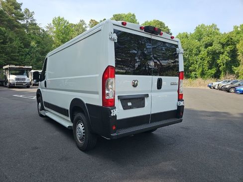 Used 2025 RAM ProMaster 2500 w/ U-Haul Equipment Group FWD image 8