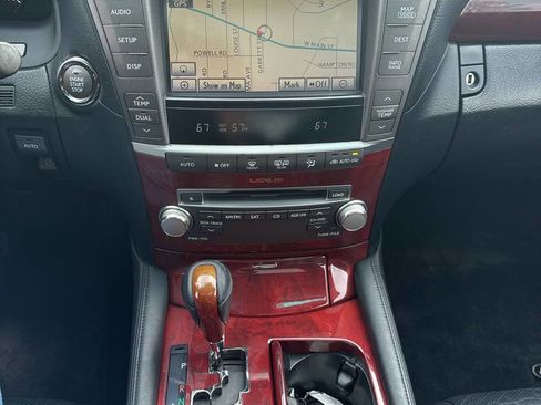 Used 2011 Lexus LS 460 AWD w/ Comfort Pkg image 13