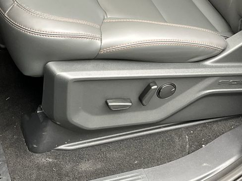 New 2025 Ford Expedition Max Active image 12