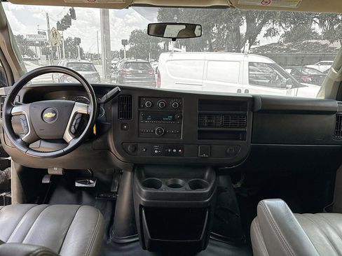 Used 2017 Chevrolet Express 2500 LS image 18