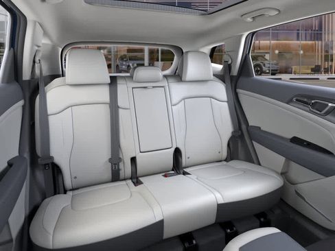 New 2025 Kia Sportage EX w/ EX Premium Package image 16