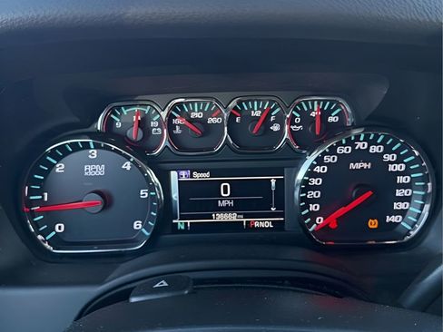 Used 2018 GMC Yukon SLE image 30