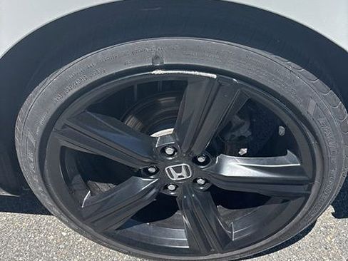 Used 2023 Honda Accord Sport image 12