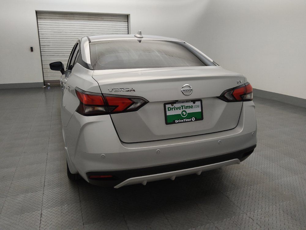 Used 2020 Nissan Versa SV FWD image 6