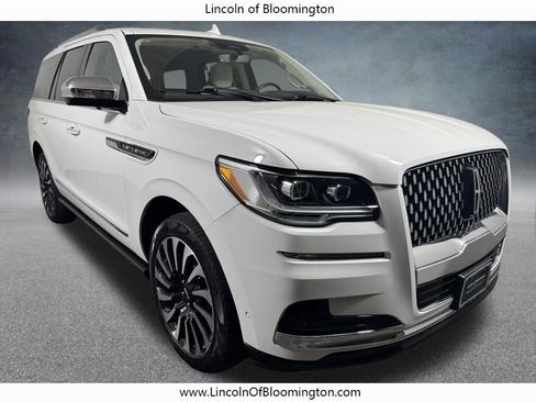 Used 2023 Lincoln Navigator Black Label AWD/4WD image 10