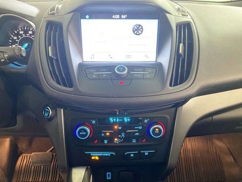 Used 2019 Ford Escape SEL AWD/4WD image 32