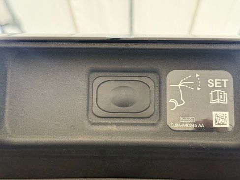 New 2025 Ford Mustang Mach-E Premium image 5