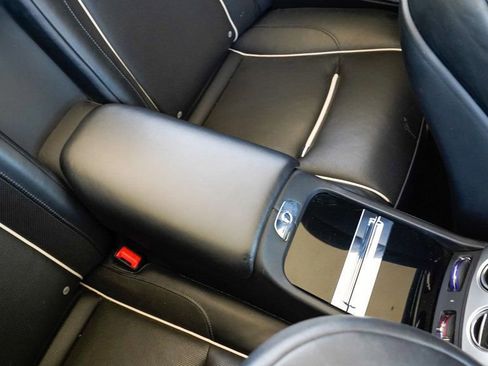 Used 2016 Rolls-Royce Dawn image 70