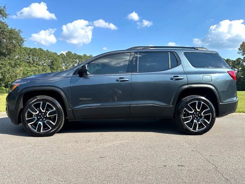 Used 2019 GMC Acadia SLT w/ Black Edition image 8