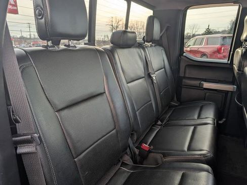 Used 2016 Ford F150 Lariat image 17