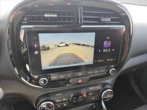 Used 2023 Kia Soul GT-Line FWD image 21