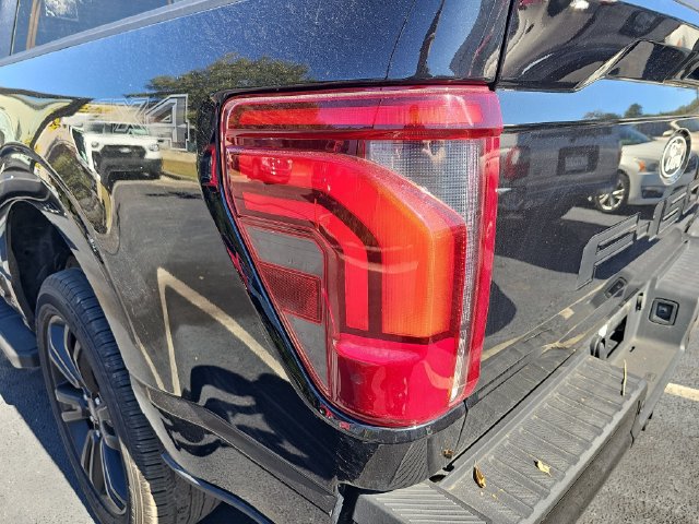 Used 2024 Ford F150 Lariat w/ Equipment Group 502A High AWD/4WD image 35