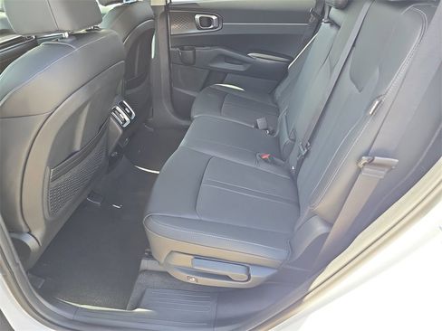New 2026 Kia Sorento EX image 17