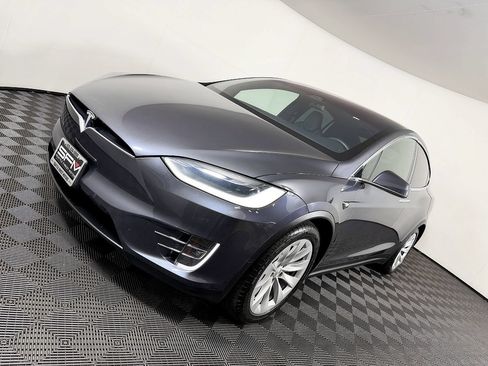 Used 2018 Tesla Model X 75D AWD/4WD image 20
