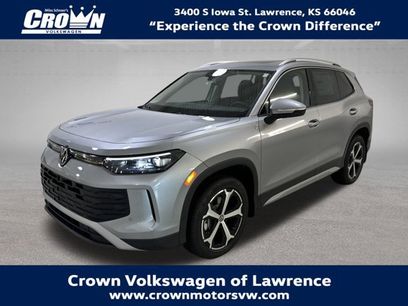 New 2025 Volkswagen Tiguan SE