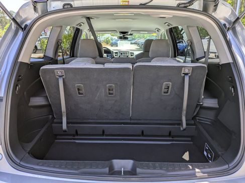 Used 2020 Honda Pilot LX image 13