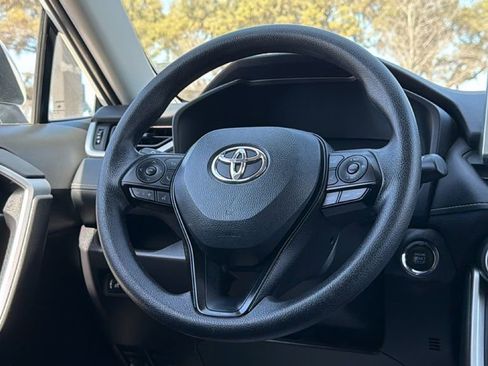 Certified 2025 Toyota RAV4 XLE image 37
