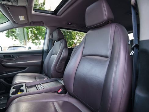 Used 2019 Honda Odyssey EX-L image 7