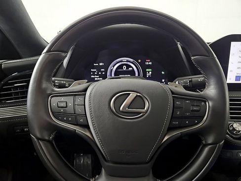 Used 2023 Lexus LS 500h AWD w/ Luxury Package image 22