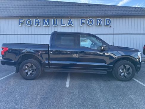 Used 2024 Ford F150 Lightning Lariat image 2