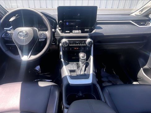 Used 2025 Toyota RAV4 XLE Premium w/ Weather Package AWD/4WD image 19