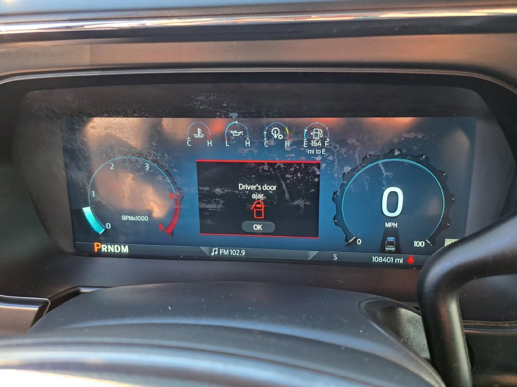 Used 2023 Ford F350 Lariat w/ Lariat Ultimate Package AWD/4WD image 9