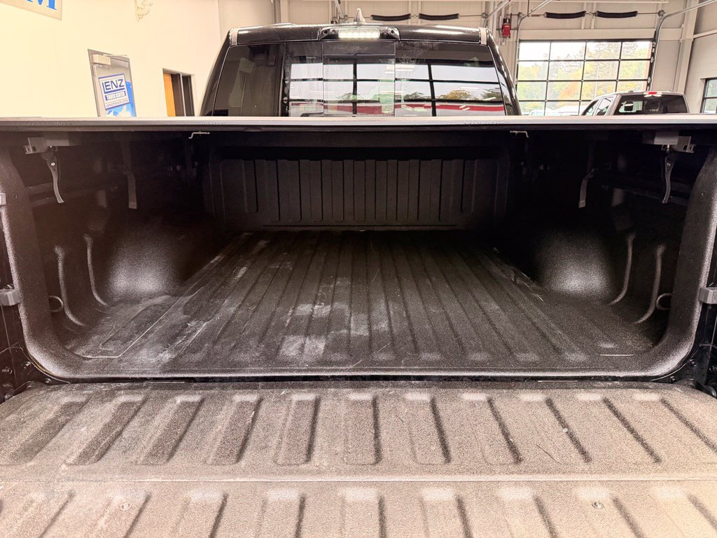 Used 2022 RAM 1500 Limited AWD/4WD image 10