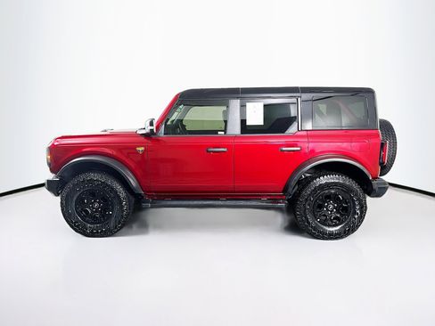 Used 2025 Ford Bronco Badlands image 4