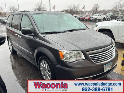 Used 2015 Chrysler Town & Country Touring w/ Driver Convenience Group