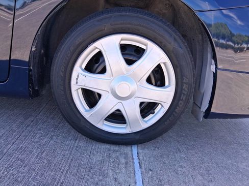 Used 2009 Toyota Matrix S FWD image 24